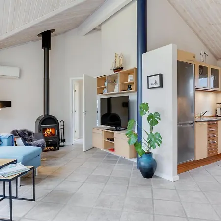 Talula - 350m From The Sea In Ne Jutland By Interhome *