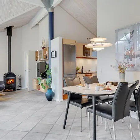 Talula - 350m From The Sea In Ne Jutland By Interhome *